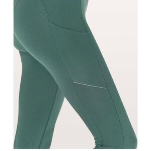 Lululemon Green Train Times 7/8 Pant 25in